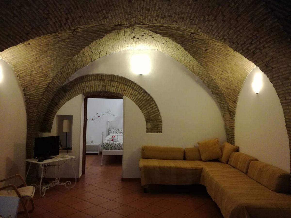 Svegliarsi Nei Borghi - La Patronale Troia Exterior foto